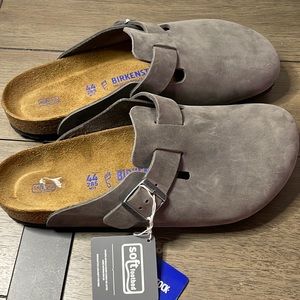 Birkenstock grey clog